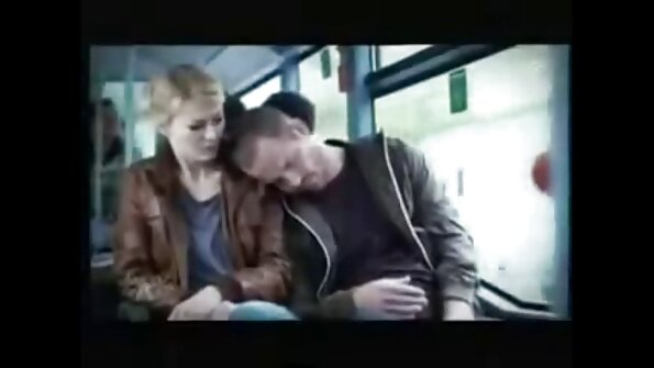 Big dildos jero ing bolongan iki mbengkongaken liwat lesbian babes