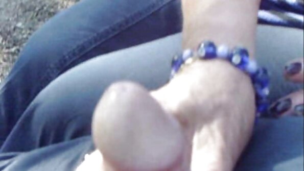 Kontol gedhe ketemu asshole enom nyenyet lan mbukak munggah