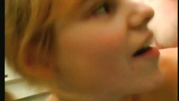 Blonde minx kepengin johnson ing saben jinis posisi