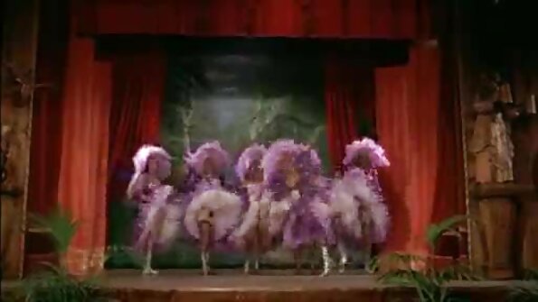 Avril Hall punika sampurna hardcore hottie lan dheweke tresna kontol amba