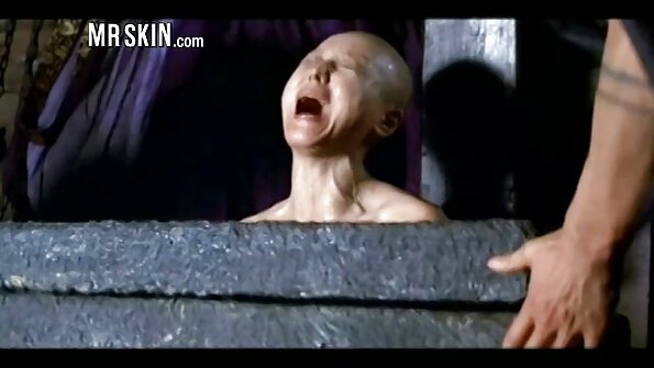 A pirang nemu loro pitik jago dipasang nang dheweke apik banget tutuk