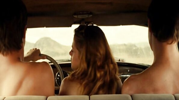 A asu bokong gedhe karo bokong becik bajingan dening tali ing