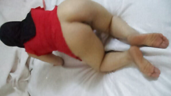 Prawan ayu nemu atos pindho seng nembus dening loro bolo